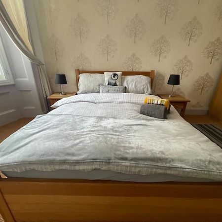 Апартаменты Stunning West End Flat! Глазго Экстерьер фото