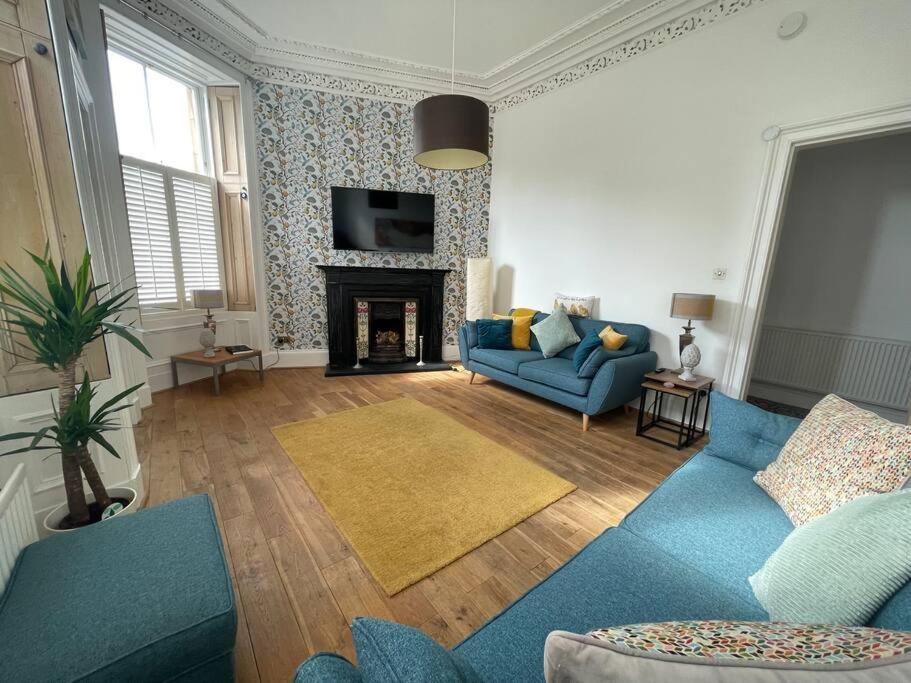 Апартаменты Stunning West End Flat! Глазго Экстерьер фото